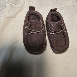 5/20$ Place Brown Baby Moccasins